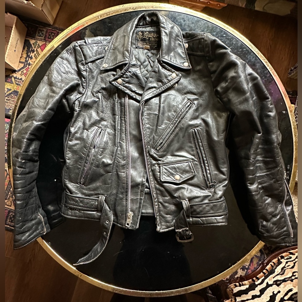 Vintage classic motorcycle leather jacket size 38 Sears Men’s Store 1970s